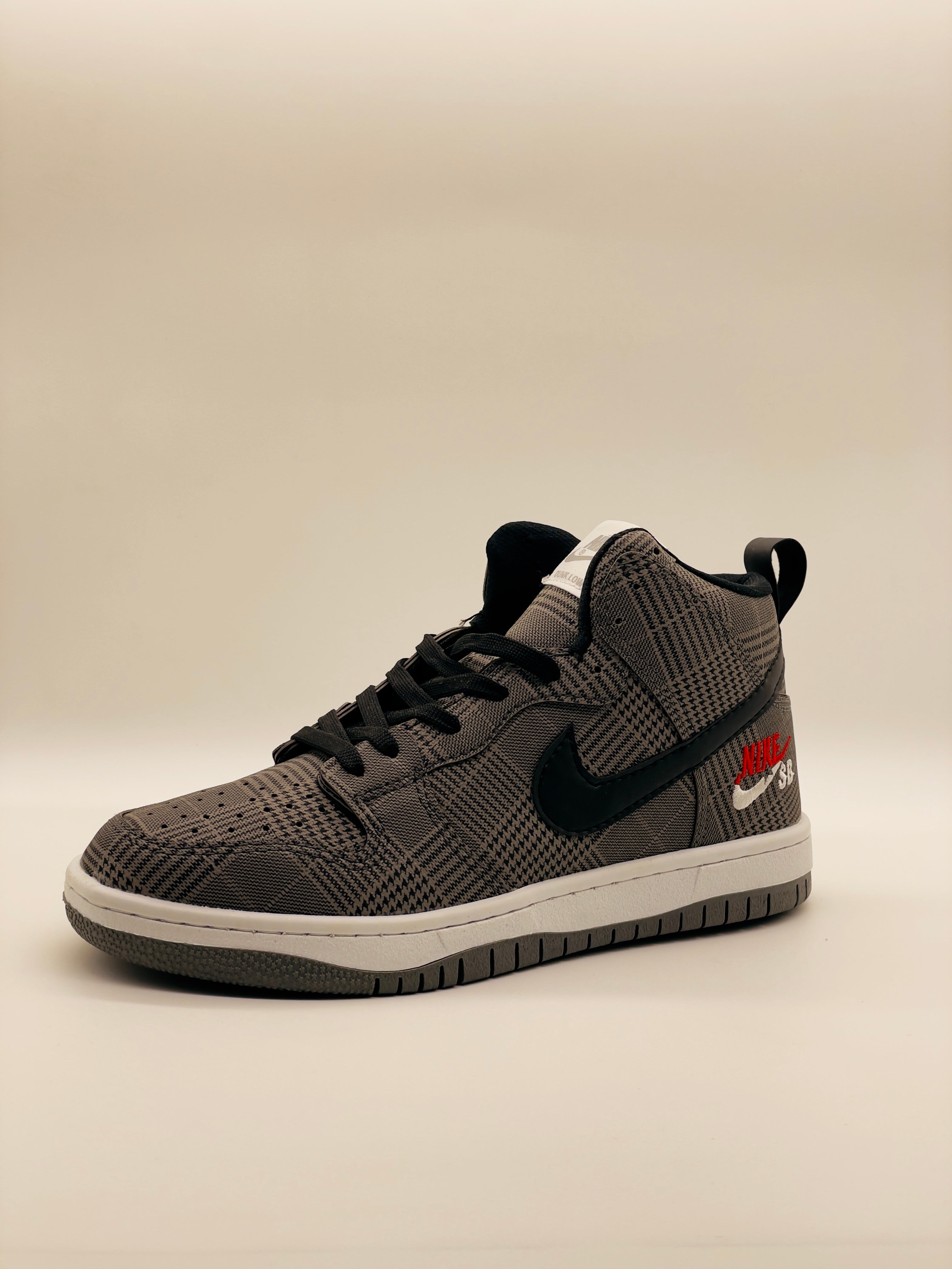 Nike SB Dunk High Sneakers